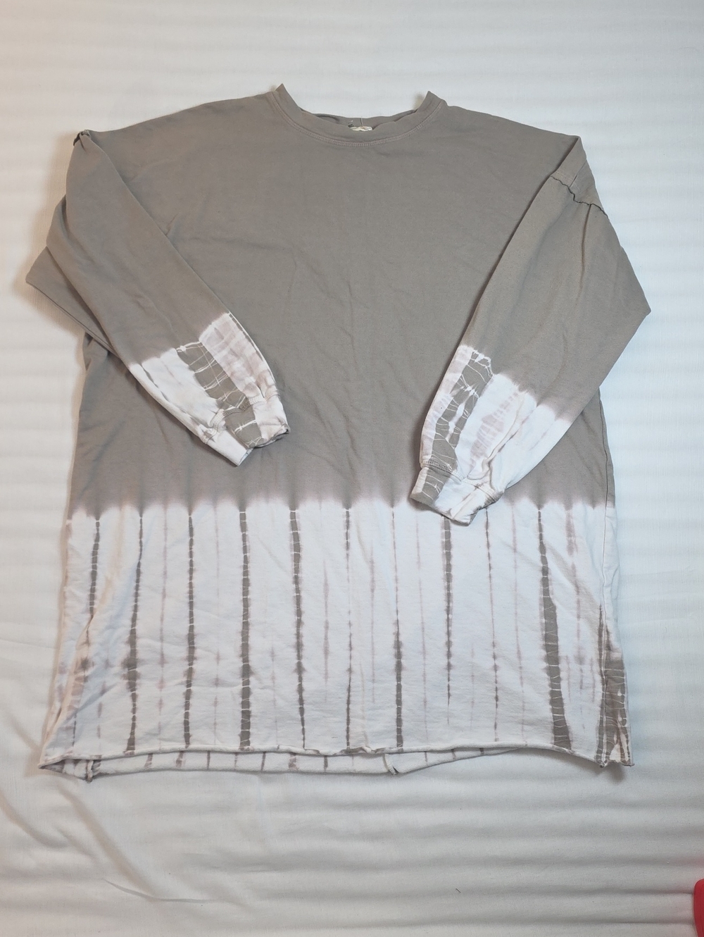 0826 Altar'd‎ State Long Sleeve Tie-Dye Crewneck - Gray & White; S